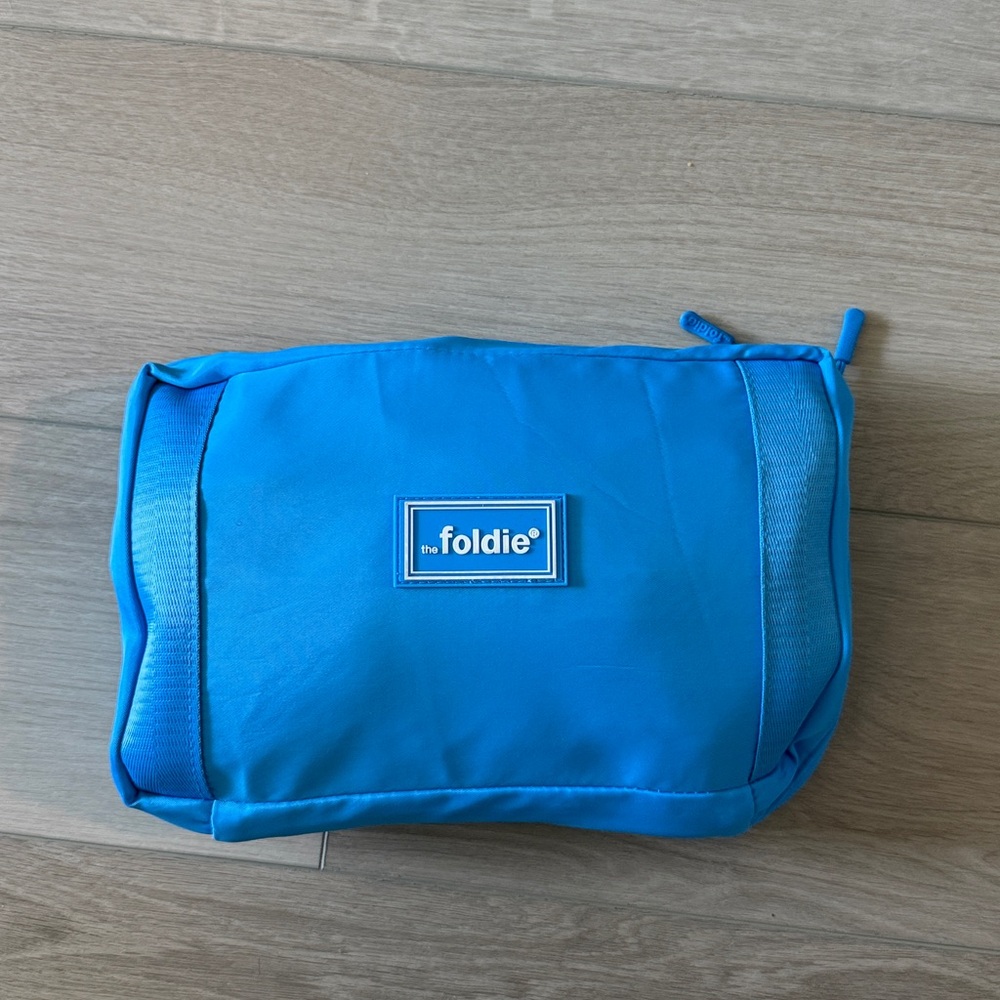 The Foldie Travel Bag in Azure Blue color - Picture 14 of 14